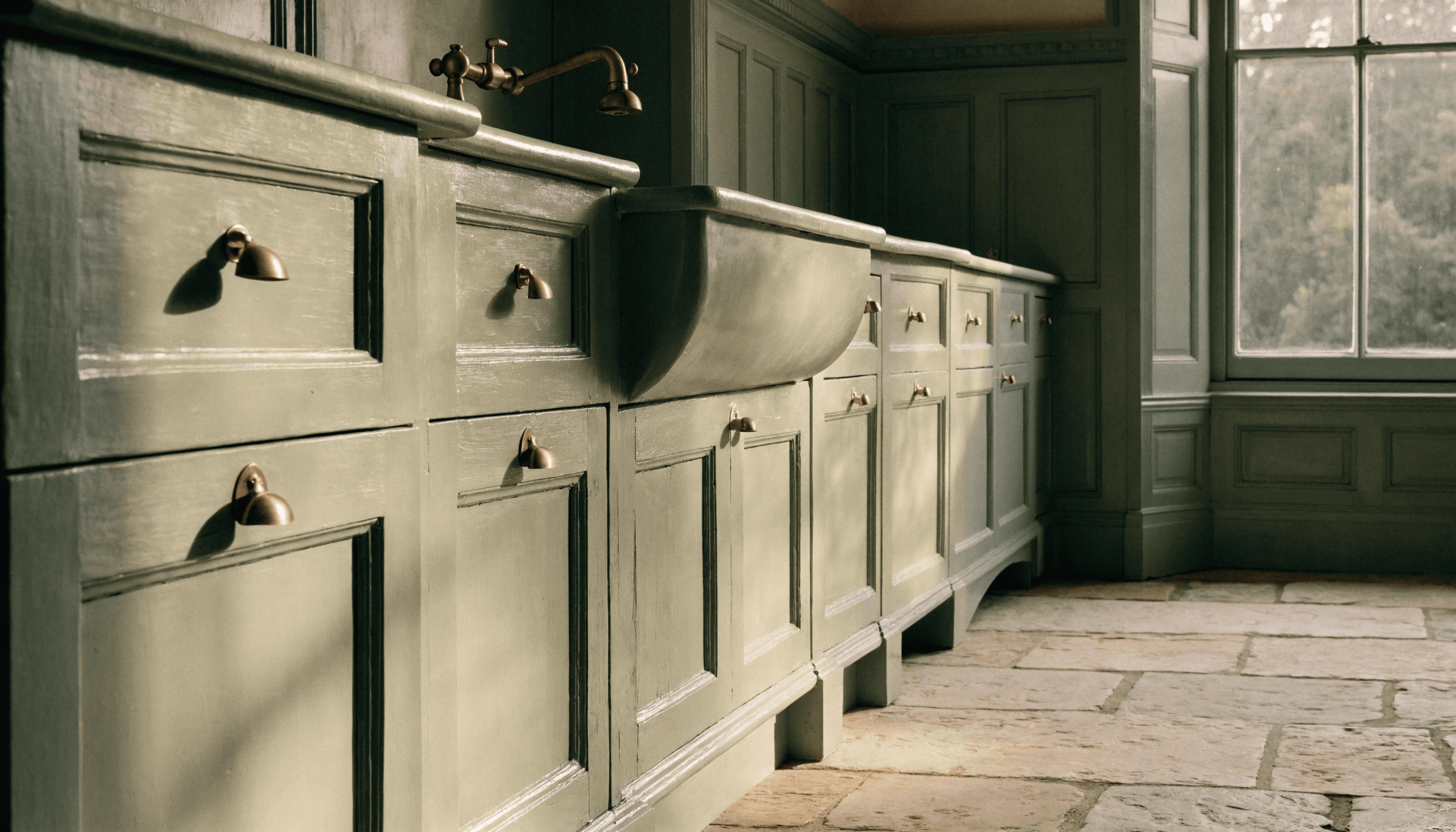 Shaker, In-Frame or Handleless: Choosing for a Period Home